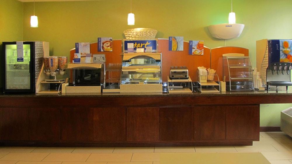 Holiday Inn Express Anderson I-85 - Exit 27- Highway 81 By Ihg Eksteriør bilde